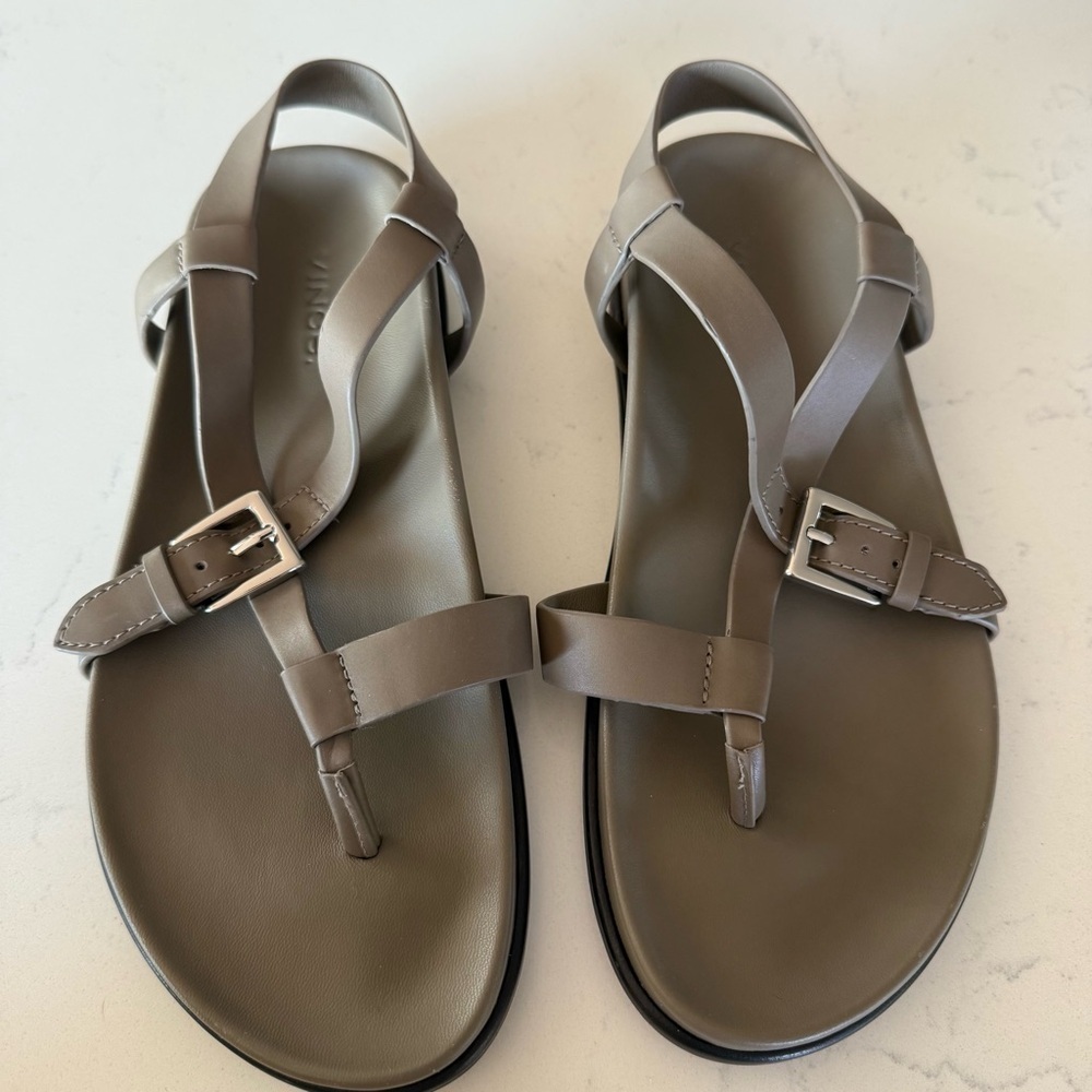 New Vince Franca Strappy Leather Sandal in Oyster  Size: 6